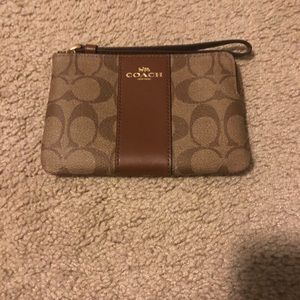 Small Coach Wristlet